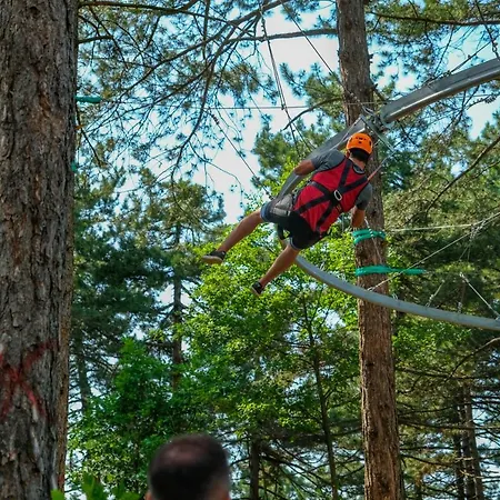 Nefes Dagyenice Dogada 营地 伯萨